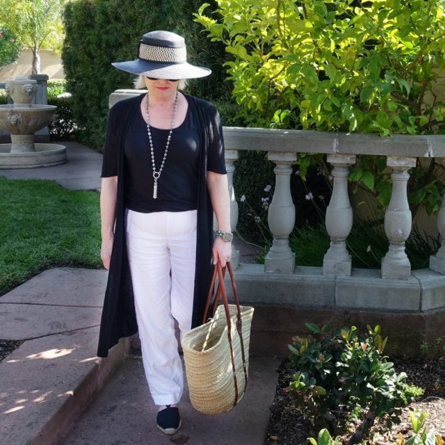 Jennifer Connolly of A Well Styled Life wearing white linen from J.Jill