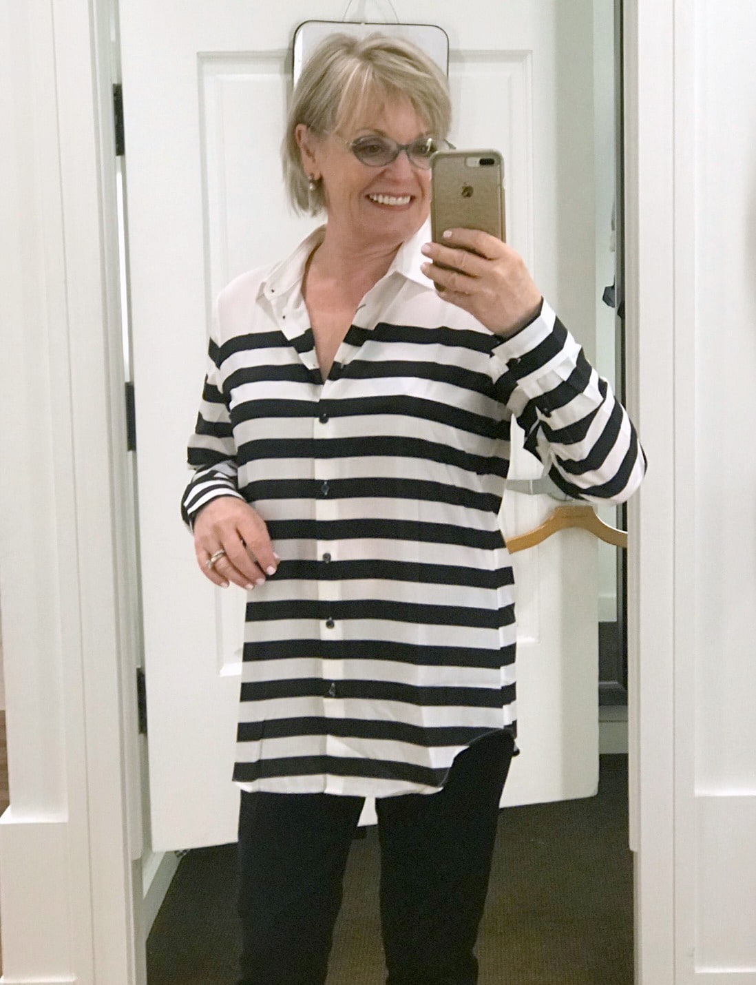 Jennifer Connolly of A Well Styled Life modeling Banana republic Dillon Striped shirt
