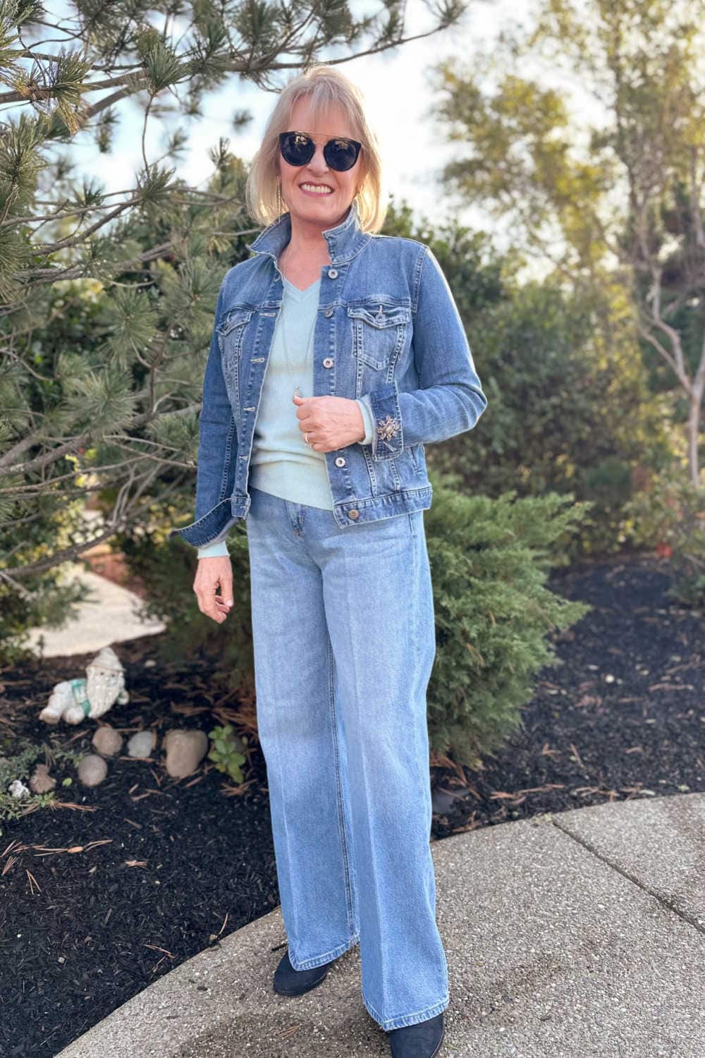 landheer Uitdrukkelijk Onzuiver Wearable Modern Jeans For Women Over 50 - A Well Styled Life®