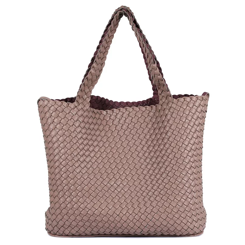 Reversible woven tote bag – versatile spring accessory for women
