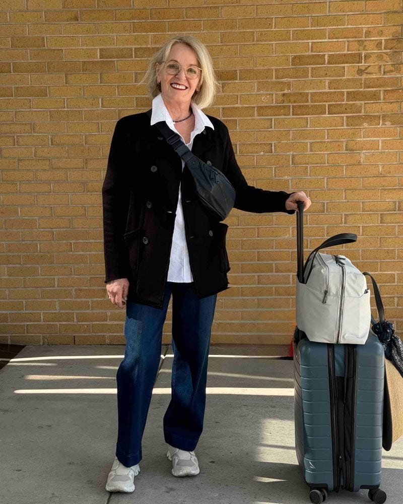 Frank and Eileen travel outfit